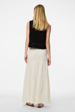 Cargar imagen en el visor de la galería, Sikka Maxi Skirt - Cloud Dancer
