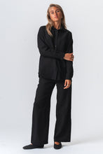Carica l'immagine nel visualizzatore di Gallery, Lilly Shirt - Black
