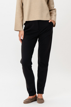 Cargar imagen en el visor de la galería, The Original Performance Pants - Black
