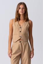 Charger l'image dans la galerie, Natalie Vest - Light Brown
