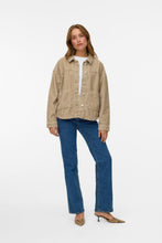 Cargar imagen en el visor de la galería, Jamie Corduroy Shacket - Silver Mink
