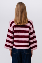 Charger l'image dans la galerie, Josie Polo Knit - Pink/ Burgundy
