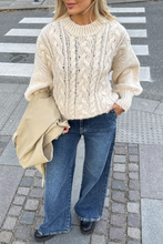 Carica l'immagine nel visualizzatore di Gallery, Emma Knit - Off White
