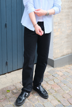 Load image into Gallery viewer, Relaxed Fit Jeans - Solid Black
