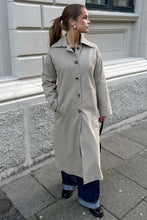 Afbeelding in Gallery-weergave laden, Harper Trench Coat - Sand
