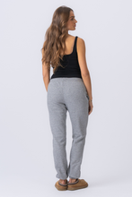 Afbeelding in Gallery-weergave laden, Chloe Short Square Top - Black
