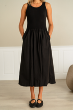 Load image into Gallery viewer, Hanna Dress - Black
