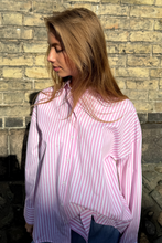 Charger l'image dans la galerie, Celeste Striped Shirt - Pink
