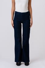 Load image into Gallery viewer, Arizona Jeans - Dark Blue
