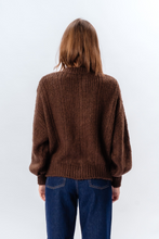 Load image into Gallery viewer, Botton Knit - Brown
