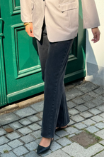 Load image into Gallery viewer, The Original Performance Loose Jeans - Washed Black Denim
