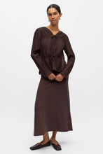 Load image into Gallery viewer, Brea Top -  Seal Brown
