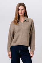 Charger l'image dans la galerie, Selma Knit Zipper - Beige
