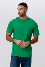 Carica l'immagine nel visualizzatore di Gallery, T -shirt di base organica - verde
