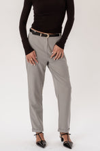 Carica l'immagine nel visualizzatore di Gallery, Josephine Pants - Grey
