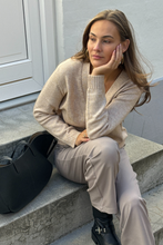 Charger l'image dans la galerie, Cardigan tricoté - beige
