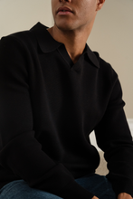 Cargar imagen en el visor de la galería, Samuel Polo Knit - Black
