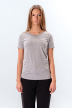 Afbeelding in Gallery-weergave laden, Gemonteerd T -shirt - Oxford Gray
