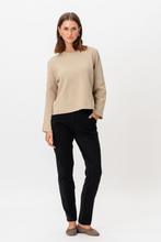 Cargar imagen en el visor de la galería, Reynard O-Neck Pullover - Humus
