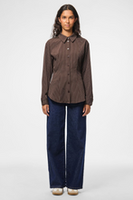 Charger l&#39;image dans la galerie, Anja Fitted Shirt - Delicioso Pinstripe
