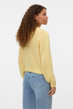 Carregar imagem no visualizador da galeria, Wilo O-Neck Cardigan - Pale Banana

