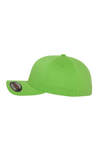 Load image into Gallery viewer, Flexfit Wooly Combed - Fresh Green
