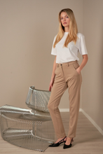 Charger l'image dans la galerie, The Original Performance Pants - Beige
