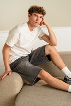 Load image into Gallery viewer, Denim Shorts Loose - Grey
