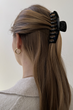 Load image into Gallery viewer, Olivia Hair Clip - Black
