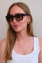 Load image into Gallery viewer, Nala Sunglasses - Black/Brown
