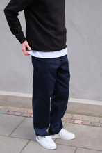Load image into Gallery viewer, Chino Wide - Navy
