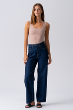 Load image into Gallery viewer, Eleanor Top - Sand
