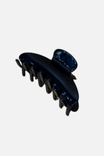 Carica l'immagine nel visualizzatore di Gallery, Hair Clip - Black
