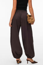 Load image into Gallery viewer, Lotus Balloon Trousers - Chocolate Torte
