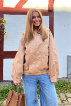 Load image into Gallery viewer, Elena Oversized Jacket - Camel
