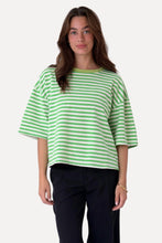 Cargar imagen en el visor de la galería, Zoe T-Shirt - Green/White
