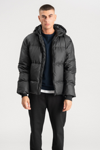 Charger l&#39;image dans la galerie, Coated Hooded Jacket - Black
