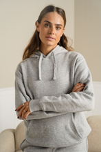 Cargar imagen en el visor de la galería, Essential Hoodie - Grey Melange
