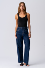 Cargar imagen en el visor de la galería, Eleanor Top - Black
