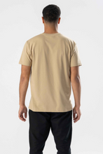 Load image into Gallery viewer, Regular T-shirt - Beige
