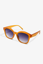 Cargar imagen en el visor de la galería, Maria Sunglasses - Orange
