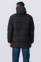Carica l'immagine nel visualizzatore di Gallery, Long Puffer Jacket - Black
