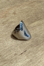 Cargar imagen en el visor de la galería, Ellie Luxurious Retro Open Ring - Silver
