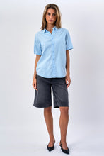 Load image into Gallery viewer, Short Sleeve Linen Shirt - Light Blue
