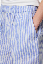 Carica l'immagine nel visualizzatore di Gallery, Olly High-Waisted Shorts - Hydrangea Stripes-Bright White
