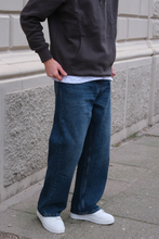 Carica l'immagine nel visualizzatore di Gallery, Baggy Jeans - Light Blue
