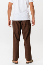 Carica l'immagine nel visualizzatore di Gallery, Linen Pants - Coffee

