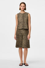 Load image into Gallery viewer, Salume Denim Top - White Pepper Leo

