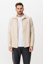 Cargar imagen en el visor de la galería, Performance Overshirt - Beige

