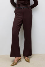 Charger l'image dans la galerie, Upama Pant - Chocolate Plum
